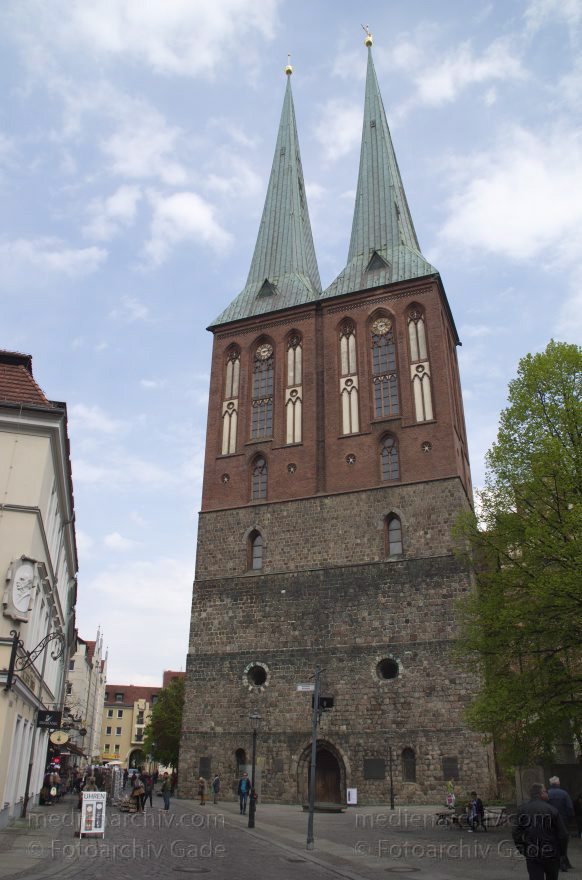 Berlin. Nikolaiviertel. Nikoleikirche
30. 4. 2015. Berlin. Mitte. Nikolaiviertel. Nikolaikirche
Schlüsselwörter: 2015;Berlin;Kirche;Mitte;Nikolaikirche;Nikolaiviertel