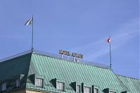 Berlin-Mitte-Pariser-Platz-Hotel-Adlon-20120303-116.jpg