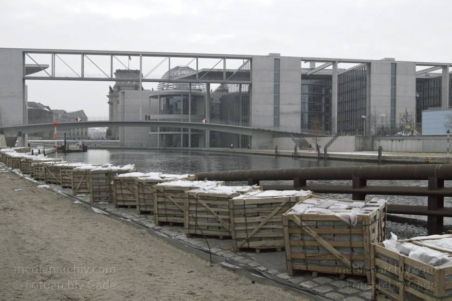 Berlin. Deutscher Bundestag. Büro- und Versammlungsräume der Abgeordneten.
21. 2. 2005. Berlin. Mitte. Regierungsviertel. Deutscher Bundestag. Büro- und Versammlungsräume der Abgeordneten.
Schlüsselwörter: Berlin;Bundestag;Deutschland;Germany;Mitte;2005;Regierungsviertel
