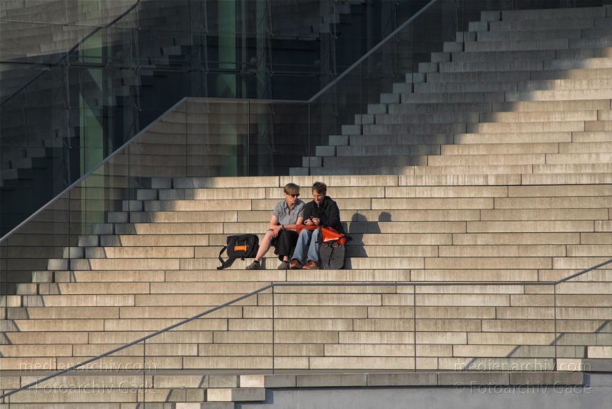 Berlin. Treppe des Marie-Elisabeth-Lüders-Haus
29. 5. 2010. Berlin. Mitte. Regierungsviertel. Treppe des Marie-Elisabeth-Lüders-Haus
Schlüsselwörter: Berlin;Bundestag;Deutschland;Germany;Marie-Elisabeth-Lüders-Haus;Mitte;Regierungsviertel;2010;Treppe