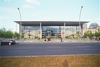 Berlin-Mitte-Regierungsviertel-Bundestag-200406-11.jpg