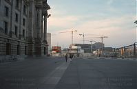 Dateiname=Berlin-Mitte-Regierungsviertel-199909-45.jpg
Dateigröße=126KB
Abmessungen: 880x574
hinzugefügt am: 04. Januar 2016 Berlin-Mitte-Regierungsviertel-199909-45.jpg