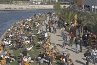 Berlin-Mitte-Ludwig-Erhard-Ufer-20070429-54.jpg