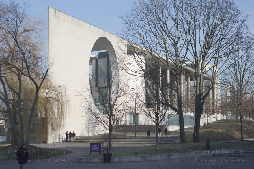 Berlin. Mitte. Tiergarten. Kanzleramt
18. 1. 2015. Berlin. Mitte. Tiergarten. Kanzleramt
Schlüsselwörter: 2015;Berlin;Kanzleramt;Mitte;Tiergarten