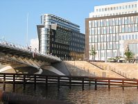 Berlin-Mitte-Regierungsviertel-Kronprinzenbruecke-20040801-57.jpg