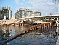 Berlin-Mitte-Regierungsviertel-Kronprinzenbruecke-20040801-62.jpg