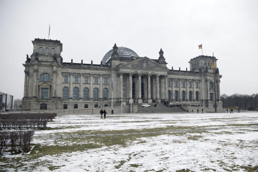 Berlin. Regierungsviertel.
21. 2. 2005. Berlin. Mitte. Regierungsviertel.
Schlüsselwörter: Berlin;Deutschland;Germany;Mitte;Regierungsviertel;Reichstag;2005;Tiergarten