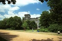 Dateiname=Berlin-Mitte-Regierungsviertel-Reichstag-19910715-02.jpg
Dateigröße=232KB
Abmessungen: 880x588
hinzugefügt am: 04. Januar 2016 Berlin-Mitte-Regierungsviertel-Reichstag-19910715-02.jpg