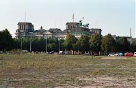 Dateiname=Berlin-Mitte-Regierungsviertel-Reichstag-19910921-06.jpg
Dateigröße=233KB
Abmessungen: 880x570
hinzugefügt am: 04. Januar 2016 Berlin-Mitte-Regierungsviertel-Reichstag-19910921-06.jpg