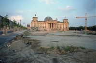 Berlin-Mitte-Regierungsviertel-Reichstag-200006-76.jpg