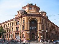 Berlin-Mitte-Oranienburger-Postfuhramt-20020818-24.jpg
