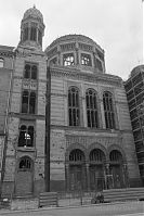 Dateiname=Berlin-Mitte-Oranienburger-Synagoge-198809-11.jpg
Dateigröße=184KB
Abmessungen: 587x880
hinzugefügt am: 04. Januar 2016 Berlin-Mitte-Oranienburger-Synagoge-198809-11.jpg