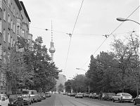 Dateiname=Berlin-Mitte-Oranienburger-19910601-053.jpg
Dateigröße=232KB
Abmessungen: 880x666
hinzugefügt am: 04. Januar 2016 Berlin-Mitte-Oranienburger-19910601-053.jpg