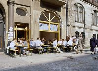 Dateiname=Berlin-Mitte-Oranienburger-1992-61.jpg
Dateigröße=261KB
Abmessungen: 880x638
hinzugefügt am: 04. Januar 2016 Berlin-Mitte-Oranienburger-1992-61.jpg
