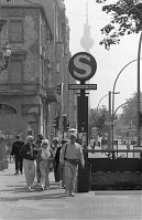 Dateiname=Berlin-Mitte-Oranienburger-19980819-14.jpg
Dateigröße=183KB
Abmessungen: 570x880
hinzugefügt am: 04. Januar 2016 Berlin-Mitte-Oranienburger-19980819-14.jpg