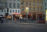 Berlin-Mitte-Oranienburger-20050418-12.jpg