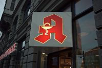 Dateiname=Berlin-Mitte-Oranienburger-20050418-13.jpg
Dateigröße=145KB
Abmessungen: 880x586
hinzugefügt am: 04. Januar 2016 Berlin-Mitte-Oranienburger-20050418-13.jpg