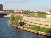 Dateiname=Berlin-Mitte-Spree-Regierungsviertel-20040912-17.jpg
Dateigröße=242KB
Abmessungen: 880x661
hinzugefügt am: 04. Januar 2016 Berlin-Mitte-Spree-Regierungsviertel-20040912-17.jpg