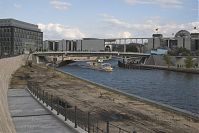 Berlin-Mitte-Spree-Regierungsviertel-20050731-35.jpg