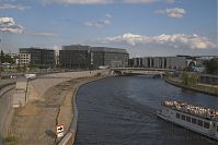 Dateiname=Berlin-Mitte-Spree-Regierungsviertel-20050731-38.jpg
Dateigröße=165KB
Abmessungen: 880x586
hinzugefügt am: 04. Januar 2016 Berlin-Mitte-Spree-Regierungsviertel-20050731-38.jpg