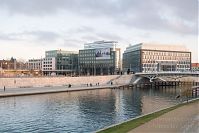 Dateiname=Berlin-Mitte-Spree-Regierungsviertel-20061225-30.jpg
Dateigröße=201KB
Abmessungen: 880x586
hinzugefügt am: 04. Januar 2016 Berlin-Mitte-Spree-Regierungsviertel-20061225-30.jpg