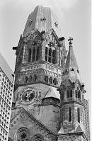 Dateiname=Berlin-Charlottenburg-Breitscheidplatz-19920218-32.jpg
Dateigröße=213KB
Abmessungen: 572x880
hinzugefügt am: 04. Januar 2016 Berlin-Charlottenburg-Breitscheidplatz-19920218-32.jpg
