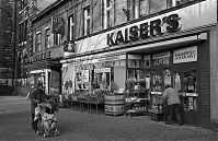 Dateiname=Berlin-Charlottenburg-199212-56.jpg
Dateigröße=274KB
Abmessungen: 880x569
hinzugefügt am: 04. Januar 2016 Berlin-Charlottenburg-199212-56.jpg