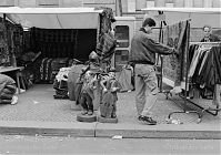Dateiname=Berlin-Charlottenburg-Flohmarkt-19920906-27.jpg
Dateigröße=221KB
Abmessungen: 880x619
hinzugefügt am: 04. Januar 2016 Berlin-Charlottenburg-Flohmarkt-19920906-27.jpg