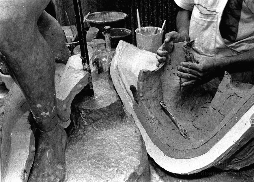 Berlin. Charlottenburg. Gipsformerei
1990. Berlin. Charlottenburg. Gipsformerei. Staatliche Museen zu Berlin. Gipsabformungen
Schlüsselwörter: Berlin;Charlottenburg;Deutschland;Germany;199-;Gipsfigur