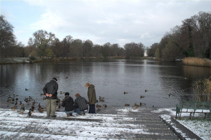 Berlin. Charlottenburg. Schlosspark - Schloss Charlottenburg.
22. 11. 2008. Berlin. Charlottenburg. Schlosspark. Schloss Charlottenburg.
Schlüsselwörter: Berlin;Charlottenburg;Deutschland;Germany;2008;Schlosspark