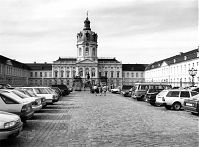Dateiname=Berlin-Charlottenburg-Schloss-199607-04.jpg
Dateigröße=204KB
Abmessungen: 880x648
hinzugefügt am: 04. Januar 2016 Berlin-Charlottenburg-Schloss-199607-04.jpg