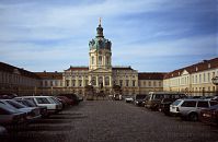 Dateiname=Berlin-Charlottenburg-Schloss-199608-08.jpg
Dateigröße=171KB
Abmessungen: 880x573
hinzugefügt am: 04. Januar 2016 Berlin-Charlottenburg-Schloss-199608-08.jpg
