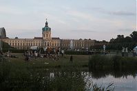 Dateiname=Berlin-Charlottenburg-Schloss-20050703-21.jpg
Dateigröße=155KB
Abmessungen: 880x586
hinzugefügt am: 04. Januar 2016 Berlin-Charlottenburg-Schloss-20050703-21.jpg