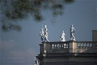Dateiname=Berlin-Charlottenburg-Schloss-20101017-21.jpg
Dateigröße=100KB
Abmessungen: 880x587
hinzugefügt am: 04. Januar 2016 Berlin-Charlottenburg-Schloss-20101017-21.jpg