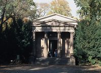 Berlin-Charlottenburg-Schlosspark-Mausoleum-200410-26.jpg