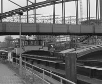 Dateiname=Berlin-Charlottenburg-Spree-19870329-10.jpg
Dateigröße=225KB
Abmessungen: 880x727
hinzugefügt am: 04. Januar 2016 Berlin-Charlottenburg-Spree-19870329-10.jpg