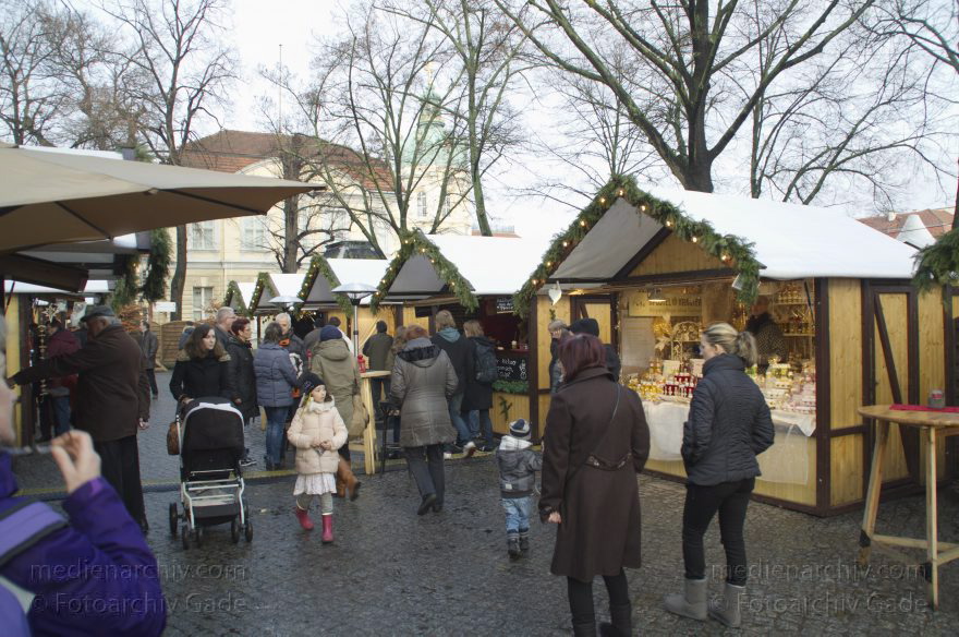 Berlin. Charlottenburg. Weihnachstmarkt beim Schloss
26. 12. 2013. Berlin. Charlottenburg. Weihnachstmarkt beim Schloss
Schlüsselwörter: Berlin;Charlottenburg;Germany;Weihnachten;2013;Weihnachtsmarkt