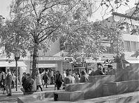 Dateiname=Berlin-Charlottenburg-Wilmersdorfer-19921020-13.jpg
Dateigröße=306KB
Abmessungen: 880x649
hinzugefügt am: 04. Januar 2016 Berlin-Charlottenburg-Wilmersdorfer-19921020-13.jpg