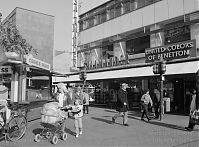 Dateiname=Berlin-Charlottenburg-Wilmersdorfer-19921020-19.jpg
Dateigröße=228KB
Abmessungen: 880x649
hinzugefügt am: 04. Januar 2016 Berlin-Charlottenburg-Wilmersdorfer-19921020-19.jpg