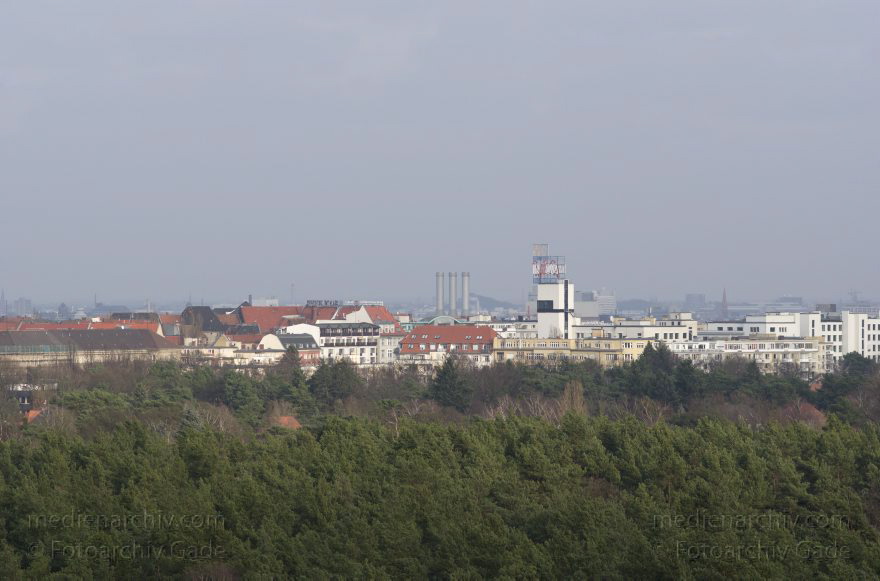 Berlin. Charlottenburg-Wilmersdorf
28. 1. 2015. Berlin. Blick vom Drachenberg. Charlottenburg-Wilmersdorf. Kraftwerk. Innova
Schlüsselwörter: 2015;Berlin;Charlottenburg-Wilmersdorf;Innova;Kraftwerk