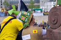Dateiname=Berlin-Demonstration-20140510-148.jpg
Dateigröße=201KB
Abmessungen: 880x584
hinzugefügt am: 04. Januar 2016 Berlin-Demonstration-20140510-148.jpg