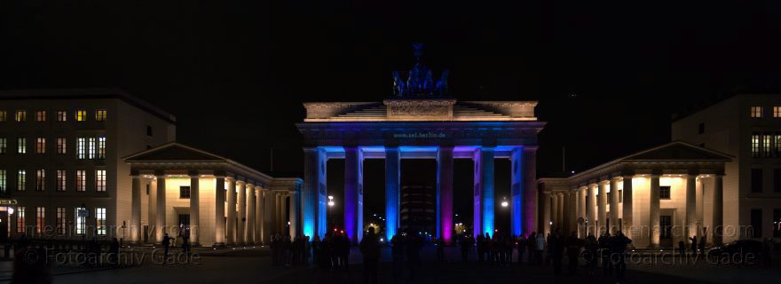 Berlin. Charlottenburg. Festival of Lights
21. 10. 2009. Berlin. Mitte. Brandenburger Tor. Festival of Lights.
Schlüsselwörter: Berlin;Brandenburger Tor;Deutschland;Festival of Lights;Germany;2009;Mitte