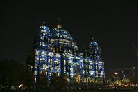 Dateiname=Festival-of-lights-20131014-Norbert-338.jpg
Dateigröße=148KB
Abmessungen: 880x586
hinzugefügt am: 04. Januar 2016 Festival-of-lights-20131014-Norbert-338.jpg