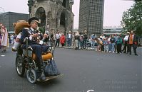 Berlin-Love-Parade-199406-14.jpg