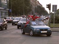 Dateiname=Berlin-Korso20020621-25.jpg
Dateigröße=203KB
Abmessungen: 880x668
hinzugefügt am: 04. Januar 2016 Berlin-Korso20020621-25.jpg