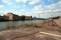 Dateiname=Berlin-Friedrichshain-East-Side-Gallery-199010-22.jpg
Dateigröße=211KB
Abmessungen: 880x585
hinzugefügt am: 04. Januar 2016 Berlin-Friedrichshain-East-Side-Gallery-199010-22.jpg