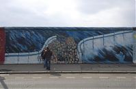 Dateiname=Berlin-Friedrichshain-East-Side-Gallery-20130331-026.jpg
Dateigröße=145KB
Abmessungen: 880x574
hinzugefügt am: 04. Januar 2016 Berlin-Friedrichshain-East-Side-Gallery-20130331-026.jpg