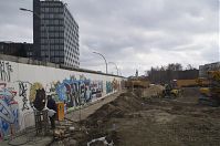 Dateiname=Berlin-Friedrichshain-East-Side-Gallery-20130331-079.jpg
Dateigröße=179KB
Abmessungen: 880x584
hinzugefügt am: 04. Januar 2016 Berlin-Friedrichshain-East-Side-Gallery-20130331-079.jpg