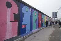 Dateiname=Berlin-Friedrichshain-East-Side-Gallery-20130331-166.jpg
Dateigröße=130KB
Abmessungen: 880x584
hinzugefügt am: 04. Januar 2016 Berlin-Friedrichshain-East-Side-Gallery-20130331-166.jpg