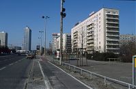 Dateiname=Berlin-Friedrichshain-Karl-Marx-199402-24.jpg
Dateigröße=190KB
Abmessungen: 880x574
hinzugefügt am: 04. Januar 2016 Berlin-Friedrichshain-Karl-Marx-199402-24.jpg